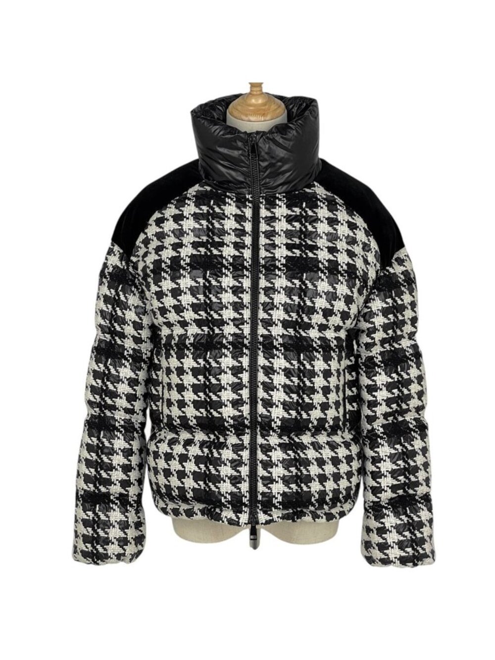 Moncler Erine Down Jacket Black White